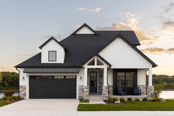 Best Roof Insulation Installation  in East Alton, IL